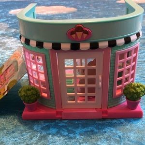 Li’l Woodzeez Scoops & Sprinkles Ice Cream Shop